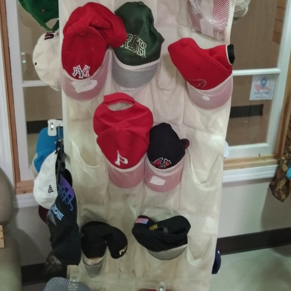 LL Bean bookbag $38 Sz est 15x15x6 +Free hat - Picture 6 of 7